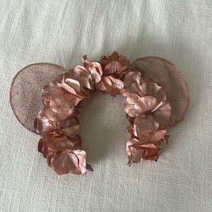 pink Mickey Minnie ears with flower crown